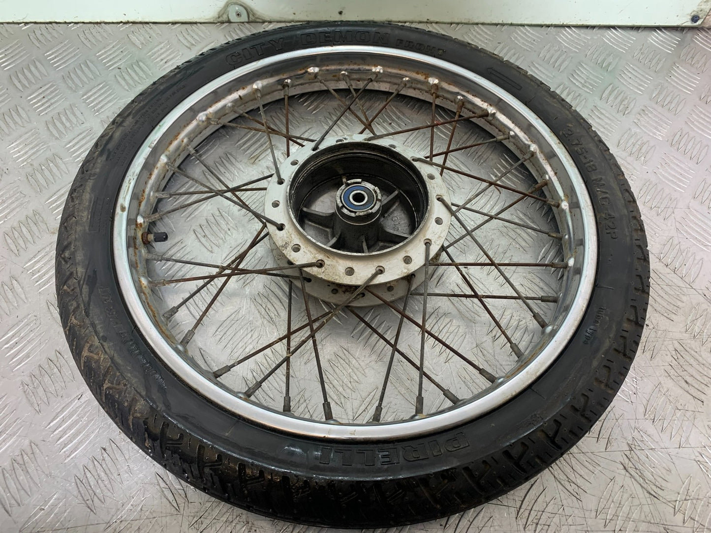 HONDA CG125 CG 125 FRONT WHEEL YEAR 1998-2000 (CMB1282)
