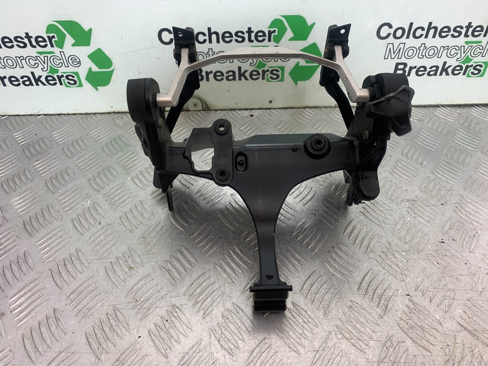 BMW R1200 R 1200 GS FAIRING BRACKET & SCREEN ADJUSTER   YEAR 2013-2016 (CMB1257)