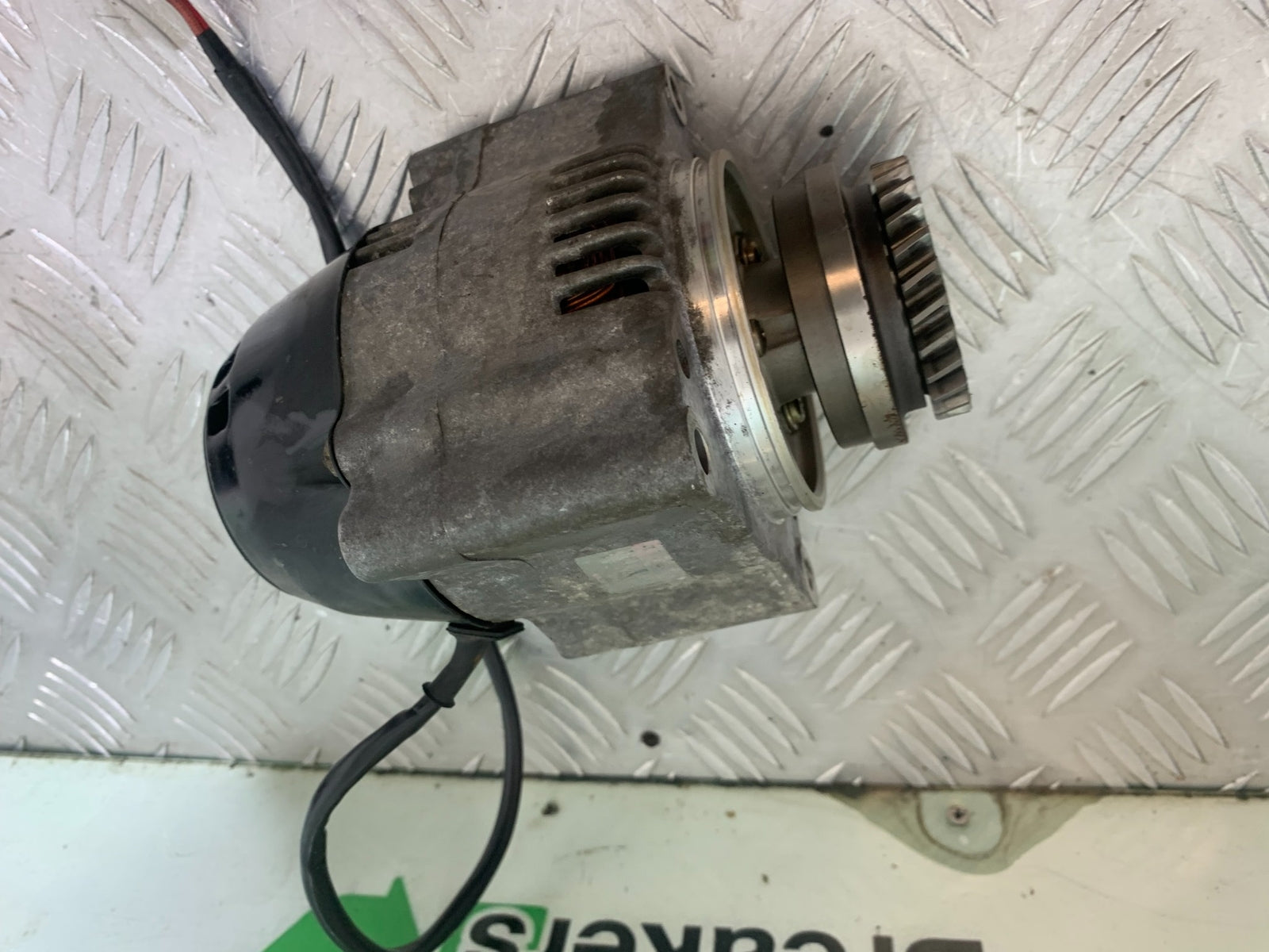 SUZUKI GSF1200  GSF 1200 BANDIT ALTERNATOR   YEAR 1997-2000 (CMB1149)