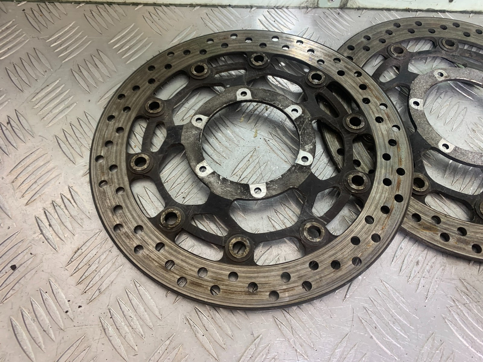 HONDA CBR600 CBR 600 RR FRONT BRAKE DISCS  YEAR 2003-2004 CMB1173)