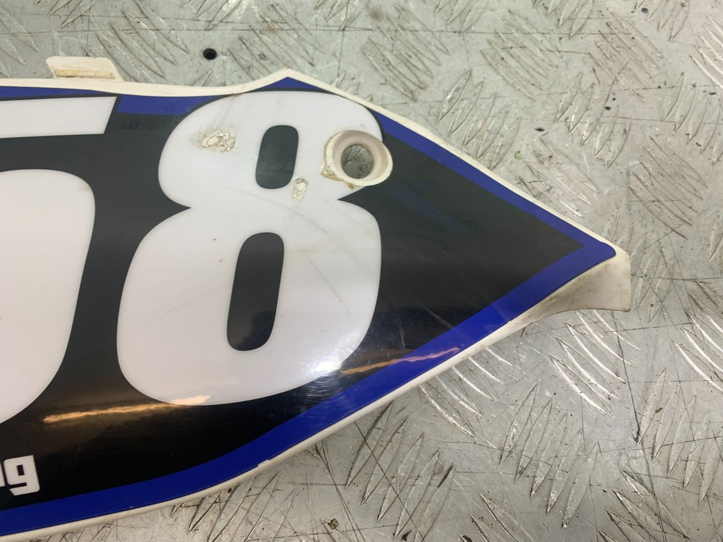 KAWASAKI KXF450 KXF 450 RIGHT SEAT PANEL  YEAR 2013 CMB1217)