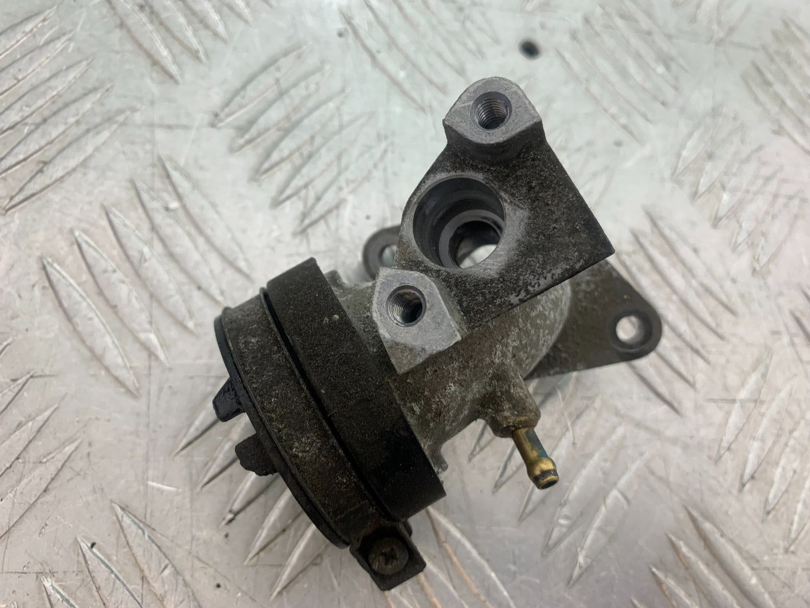 SUZUKI AN 200 UH 200 INLET RUBBER YEAR 2007-2009 (CMB1256)