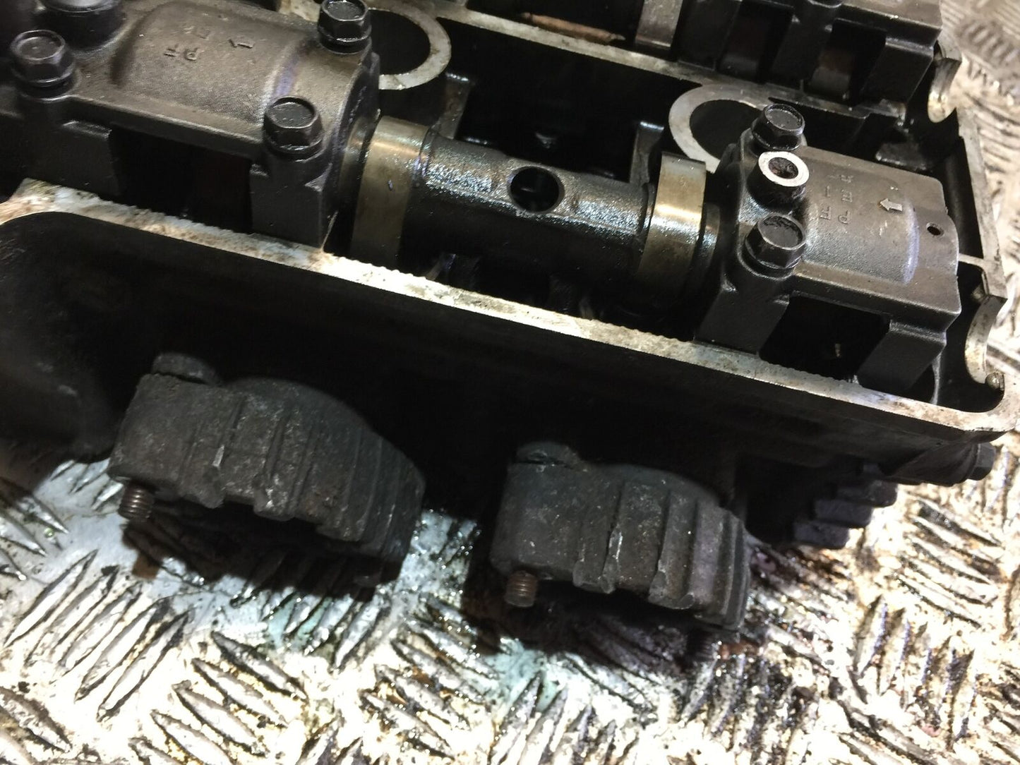 YAMAHA XTZ 750 SUPER TENERE CYLINDER HEAD AND CAMS  (STOCK 889)