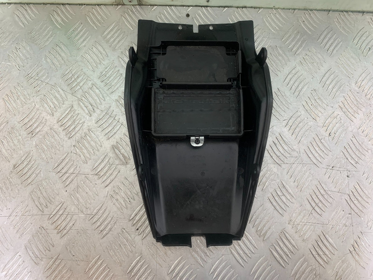 KTM 690 DUKE R LC4 REAR UNDERTRAY YEAR 2012-2015  (CMB1180)