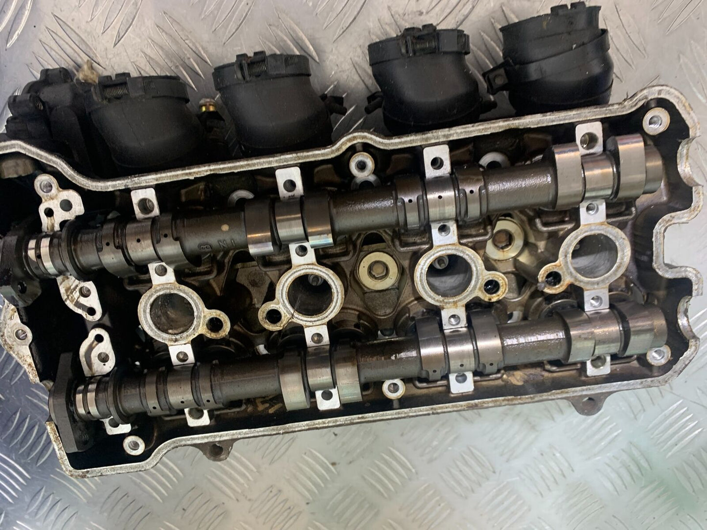 HONDA CBF600 CBF 600 CYLINDER HEAD YEAR 2004 -07  (STOCK 965)