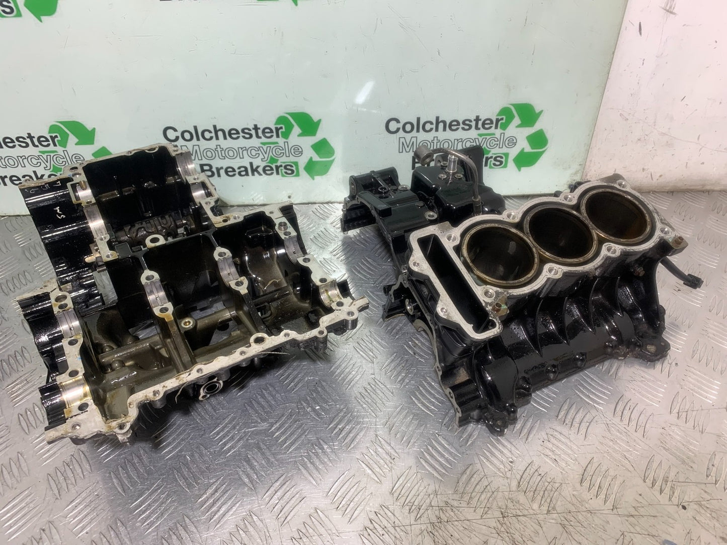 TRIUMPH 1050 SPRINT GT ENGINE CRANK CASINGS   YEAR 2010-2016 (CMB1250)