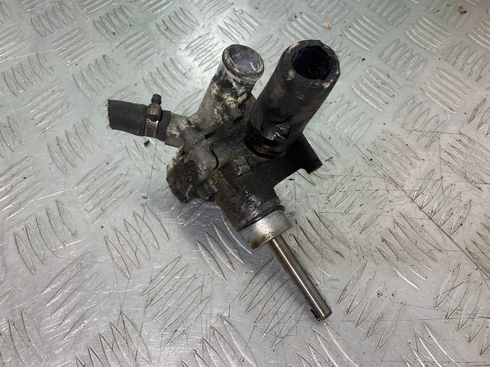 HONDA VFR800 PRE V-TEC WATER PUMP  YEAR 1998-2001
