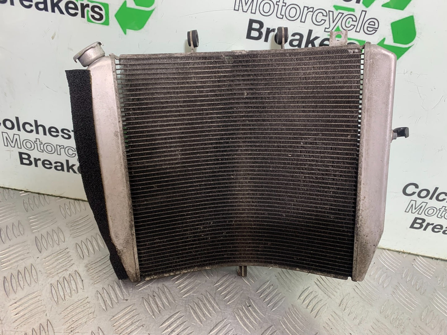 KAWASAKI ZX10R ZX10 R RADIATOR    2008-2010 (CMB1301)