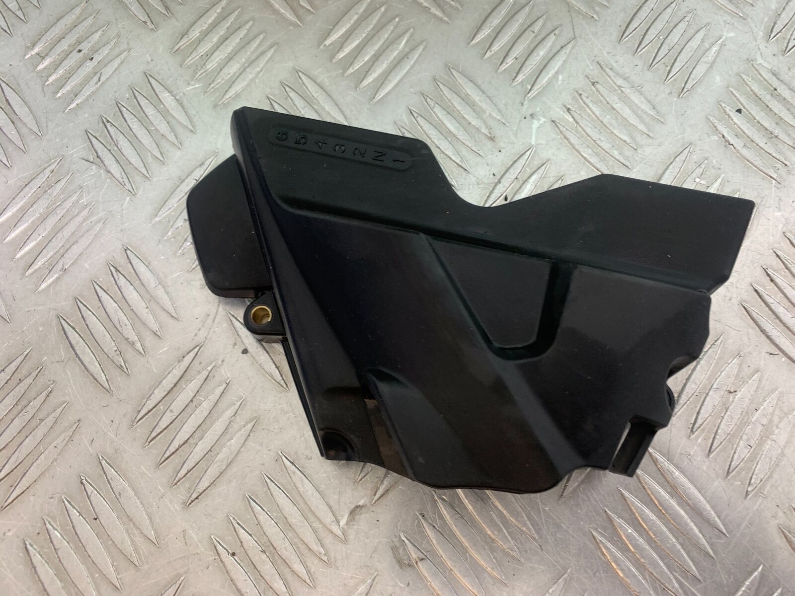 TRIUMPH TIGER 800 SPROCKET COVER  YEAR 2011-2014 (CMB1113)