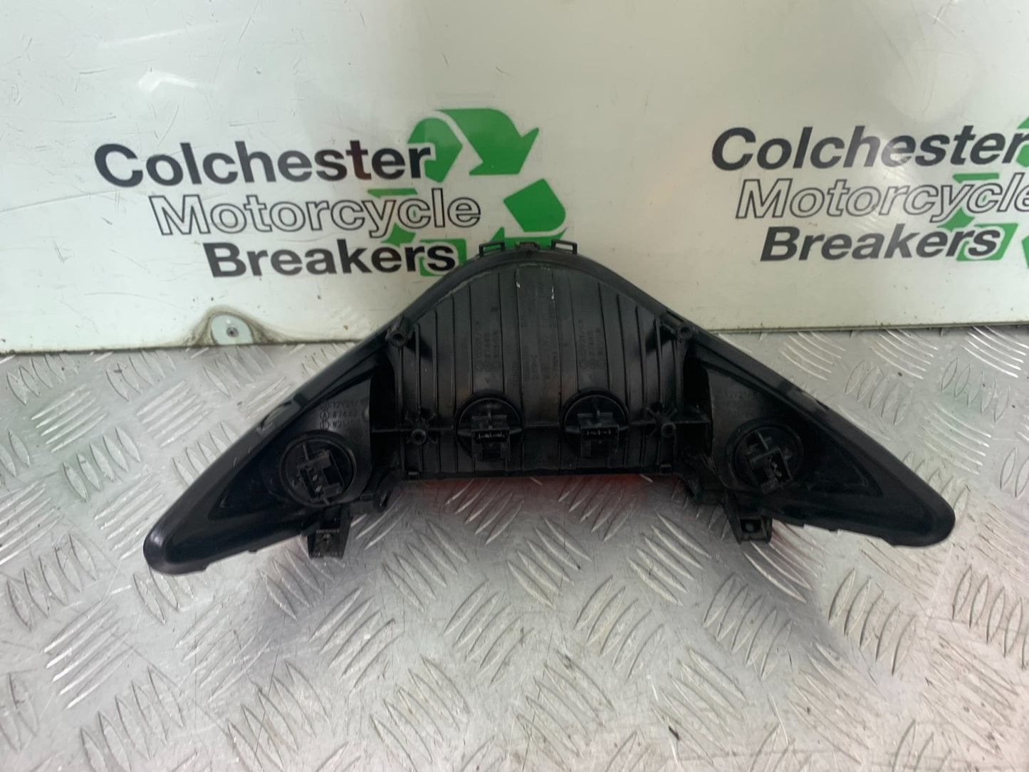 HONDA VFR800 PRE V-TEC REAR LIGHT  YEAR 1998-2001 (CMB1233)