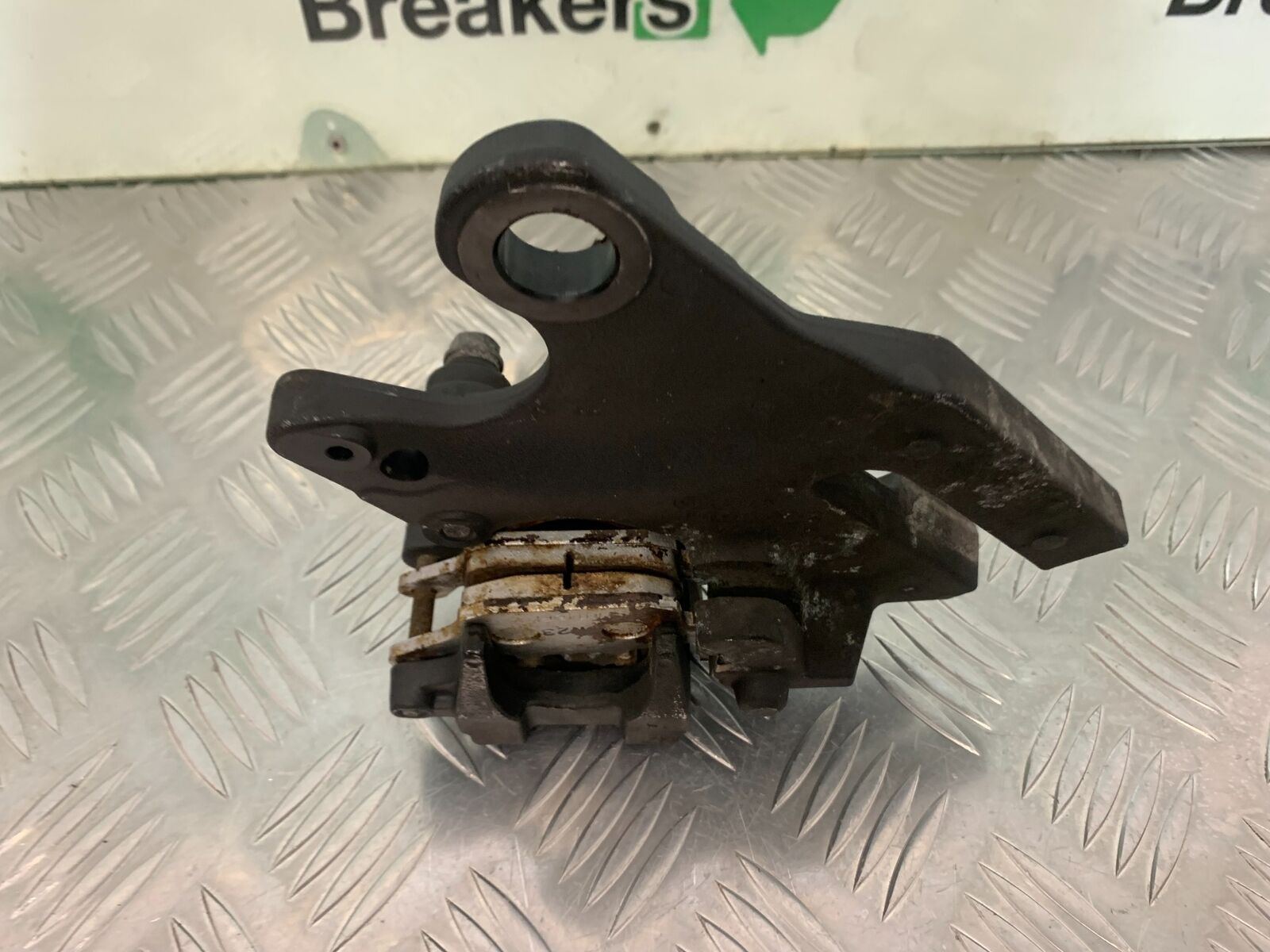 TRIUMPH TIGER 800 XCX REAR BRAKE CALIPER YEAR 2015-2017  (STOCK 966)