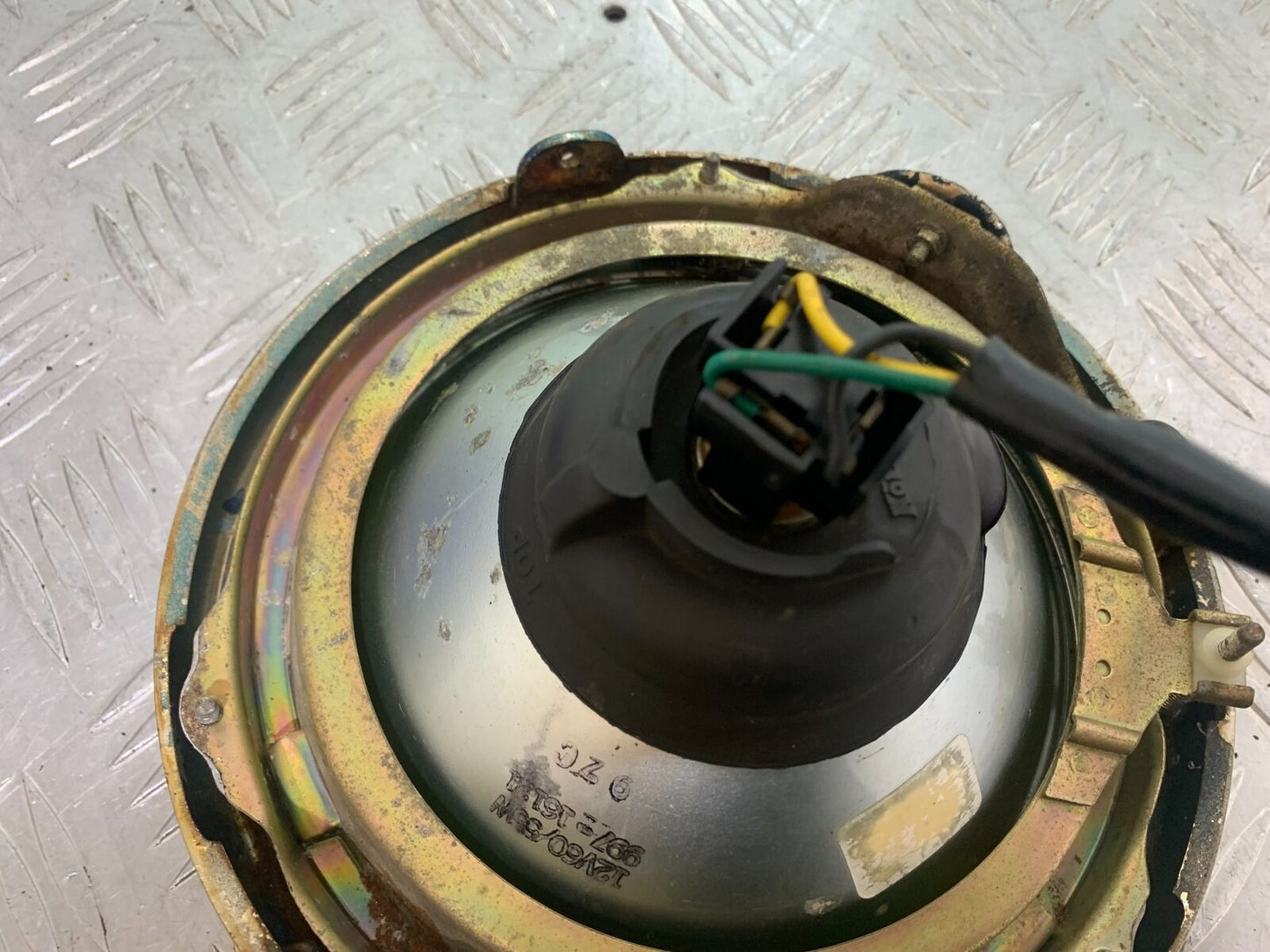 YAMAHA XS1100 MIDNIGHT SPECIAL HEADLIGHT YEAR 1980-1982 (CMB1122)
