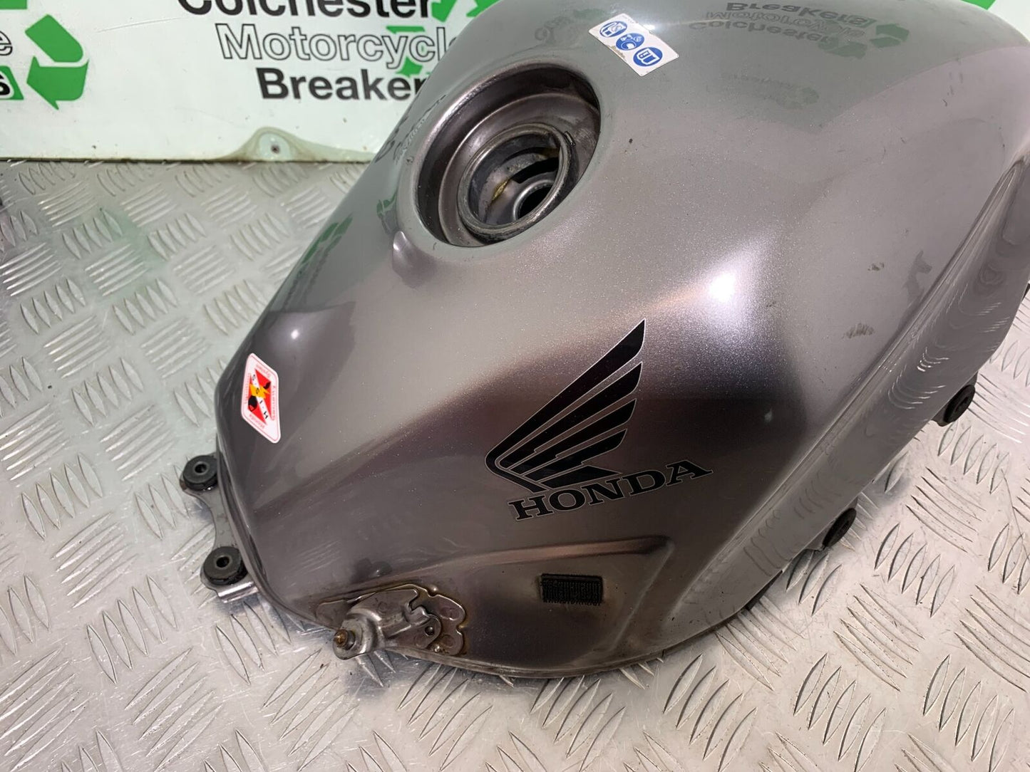 HONDA CBR500R CBR 500 R PETROL TANK YEAR 2012-16 (CMB1048)