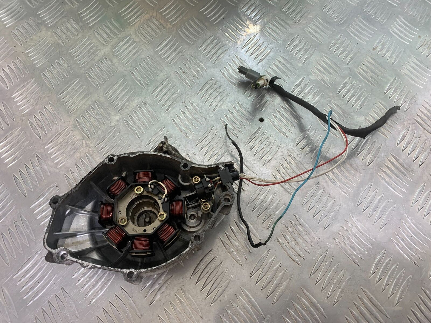 YAMAHA XT125X XT125 X GENERATOR YEAR 2008 (STOCK 857)