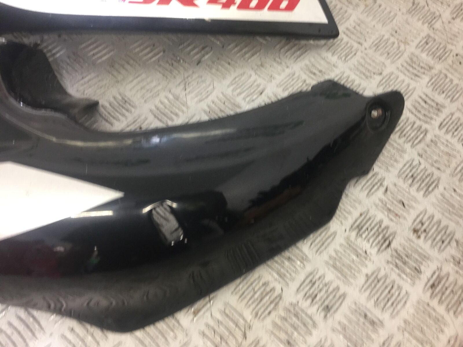 HONDA HONDA CBR400 RR LEFT & RIGHT SEAT PANELS YEAR 1990-95(STOCK 624)
