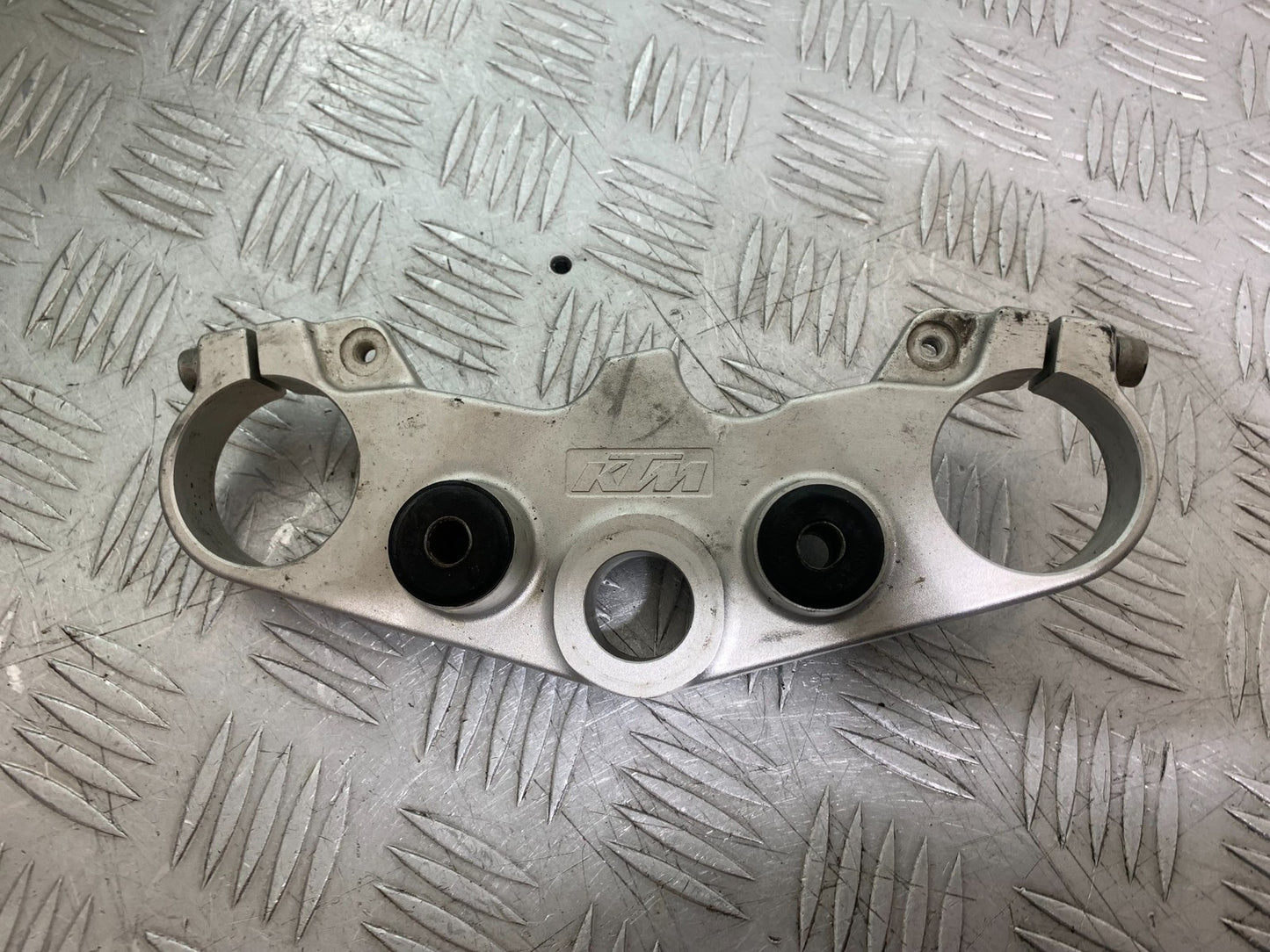 KTM DUKE 125 TOP YOKE  YEAR 2012-2016 (CMB1317)