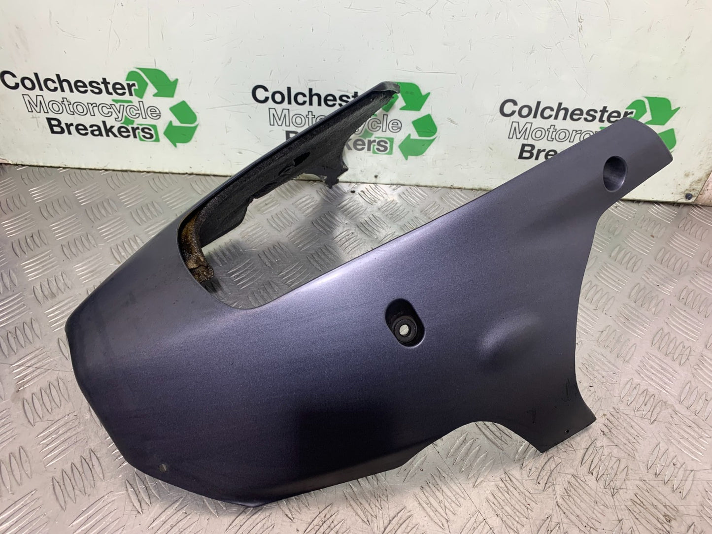 KAWASAKI ZX9R ZX9 R BELLYPAN  YEAR 1998-1999 (CMB1329)