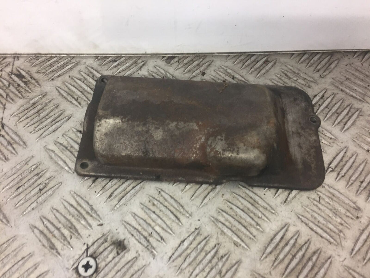 SUZUKI GSX550 ES GSX 550 ES STARTER MOTOR COVER   YEAR 1985
