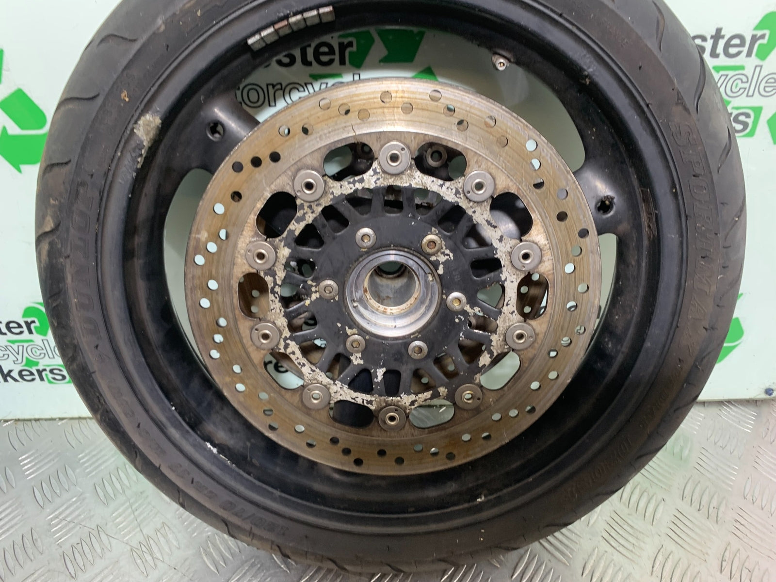 TRIUMPH T509 SPEED TRIPLE FRONT WHEEL  YEAR 1997-1998 (CMB1144)