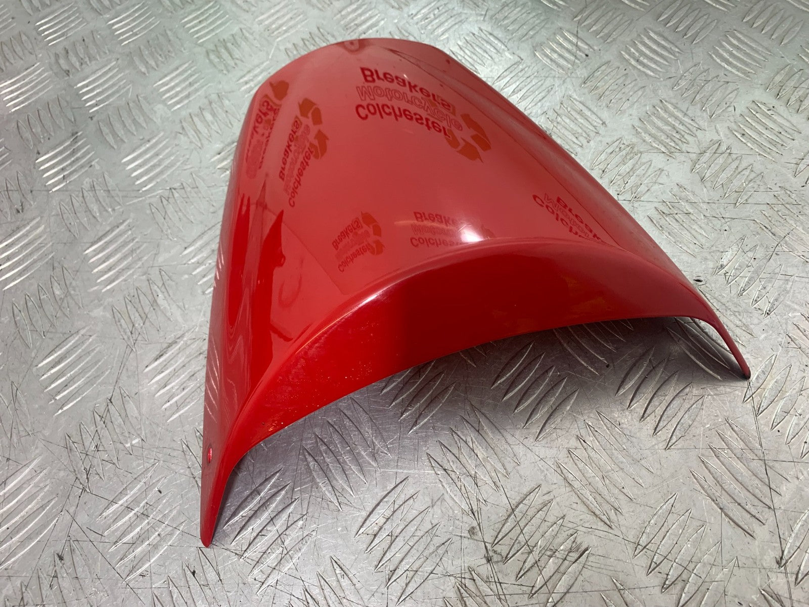 TRIUMPH 675 STREET TRIPLE R REAR SEAT COWL YEAR 2013 - 2016 (CMB1221)