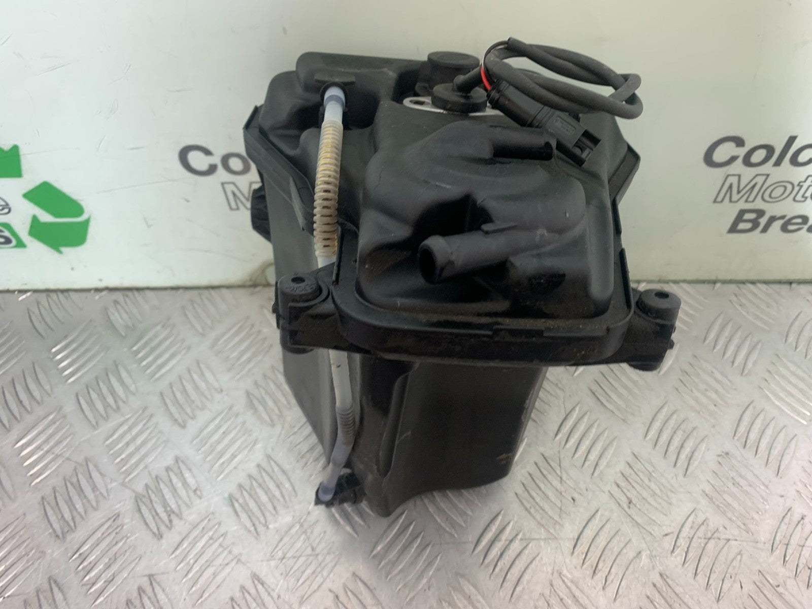 BMW K1300 S K 1300 S OIL TANK  YEAR 2009-16 (CMB1216)