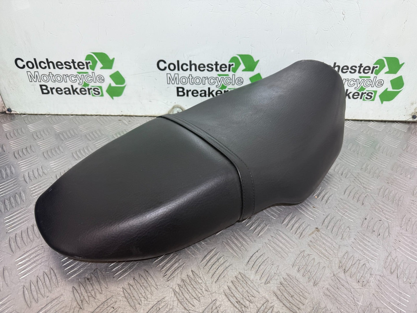 SUZUKI GSF1200 GSF 1200 BANDIT SEAT YEAR 1997-2000