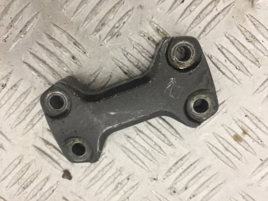 HONDA NT 700 V DEAUVILLE HANDLEBAR CLAMP   YEAR 2006-2010 (STOCK 840)