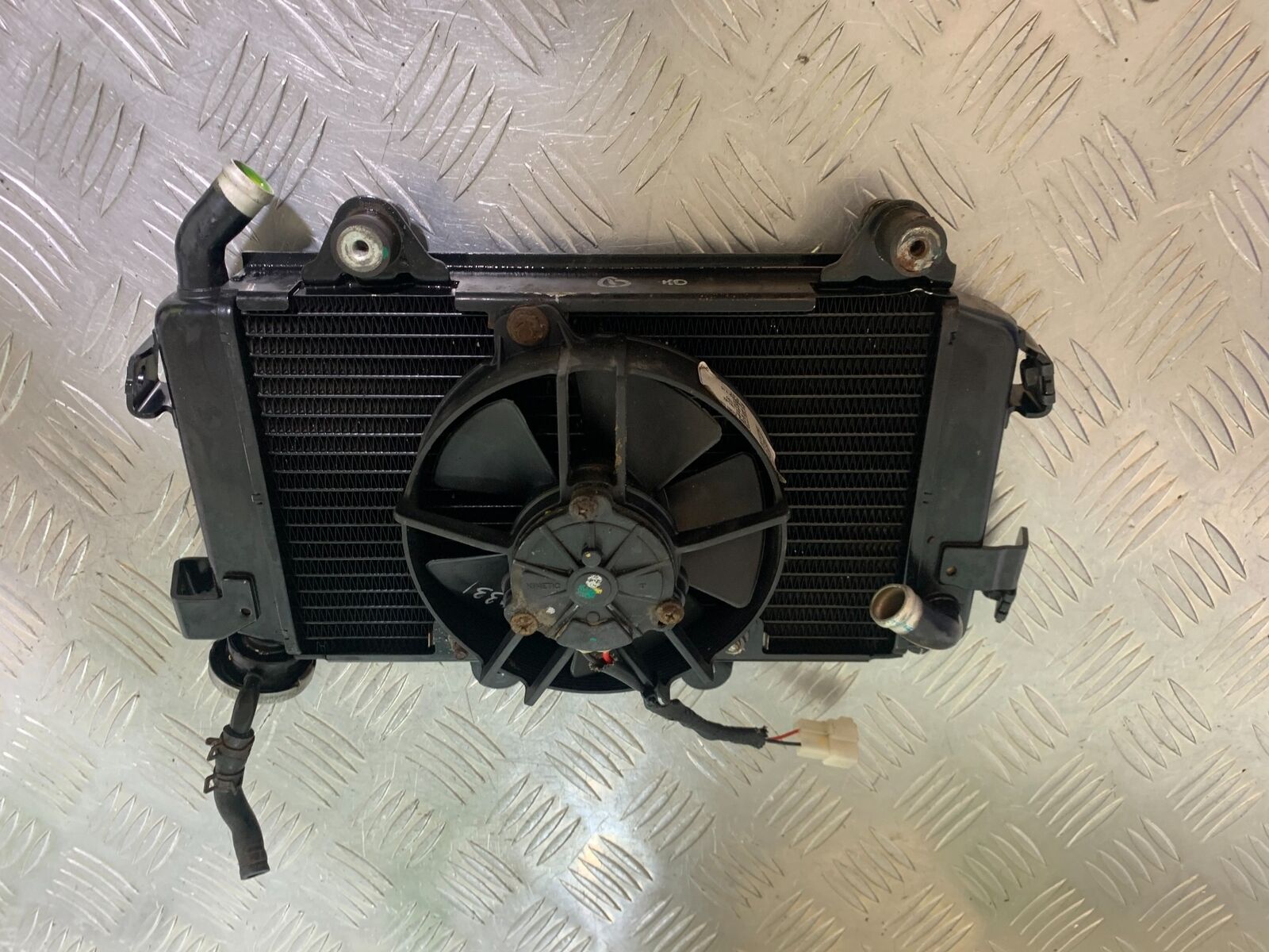 KTM 125 DUKE RADIATOR AND FAN   YEAR 2018-2023 (CMB1083)