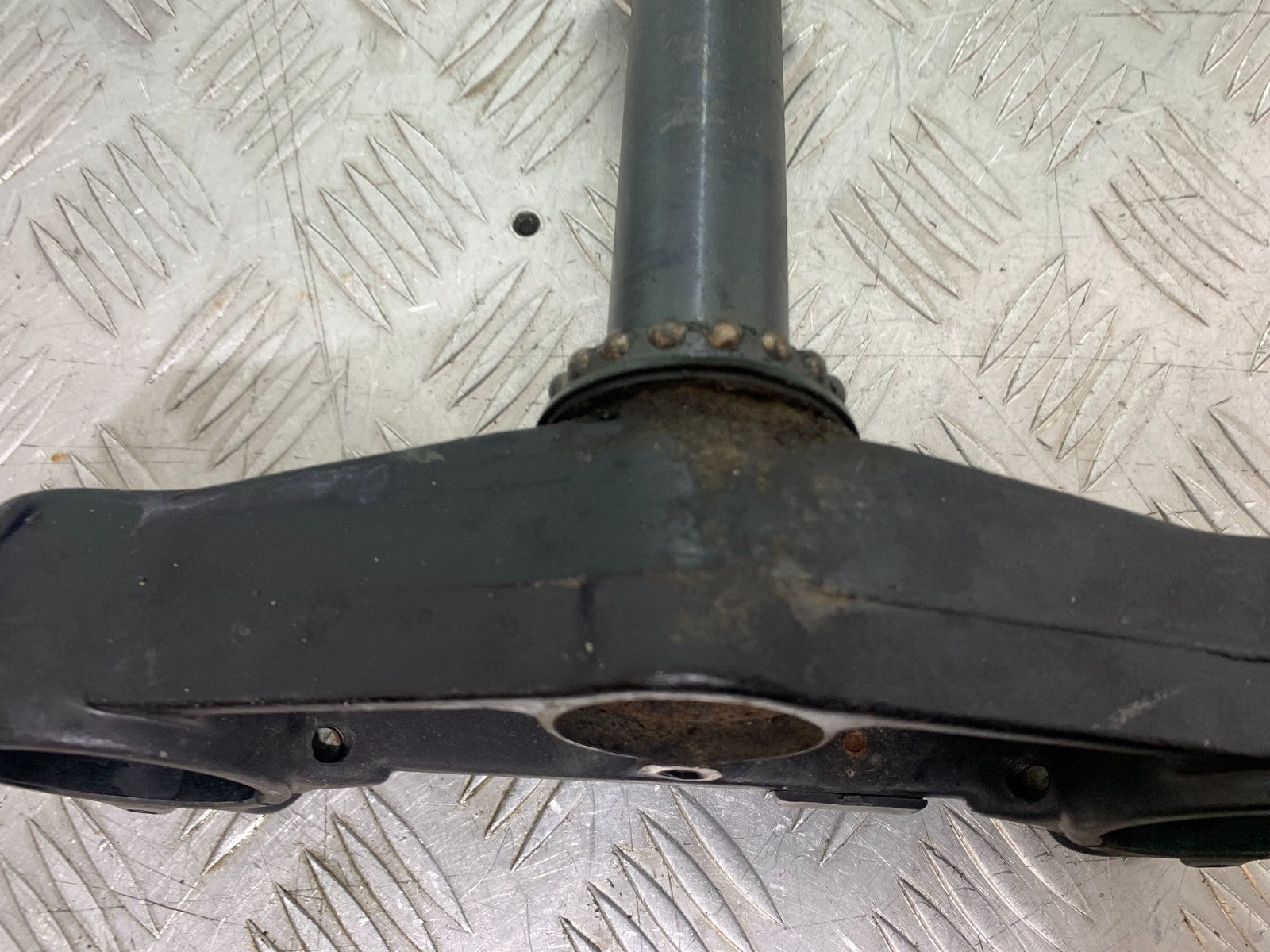 APRILIA RSV1000 RSV 1000 MILLE BOTTOM YOKE  1998- 2003 (CMB1184)