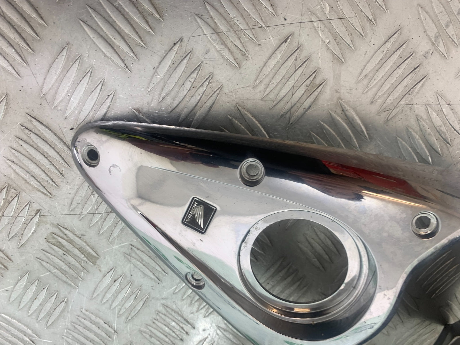 HONDA VTX1300 S-6 CLOCKS SURROUND  YEAR 2004-09 (CMB1159)