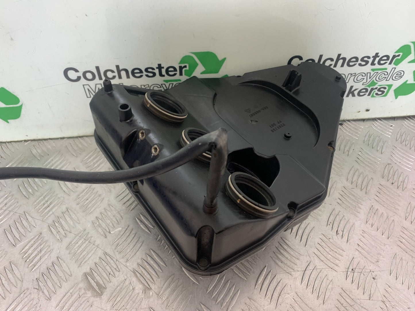 TRIUMPH 955i SPRINT ST AIRBOX   1999-2004 (CMB1176)