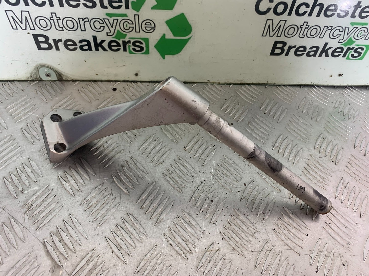KAWASAKI GTR1400 GTR 1400 RIGHT HANDLEBAR  YEAR 2007-2009 (CMB1174)
