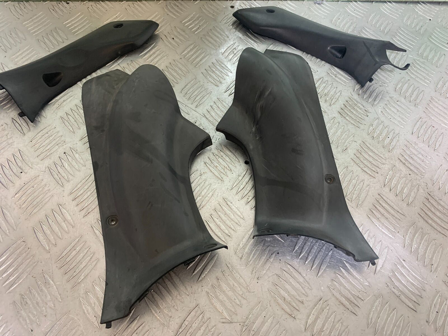 YAMAHA YZF600 YZF 600 THUNDERCAT TOP FAIRING INFILLS 1996-2003 (CMB1134)