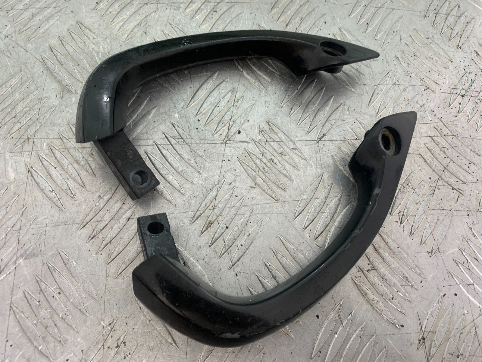 KAWASAKI ZX9R ZX9 C GRAB RAILS  YEAR 1998-99 (CMB1213)