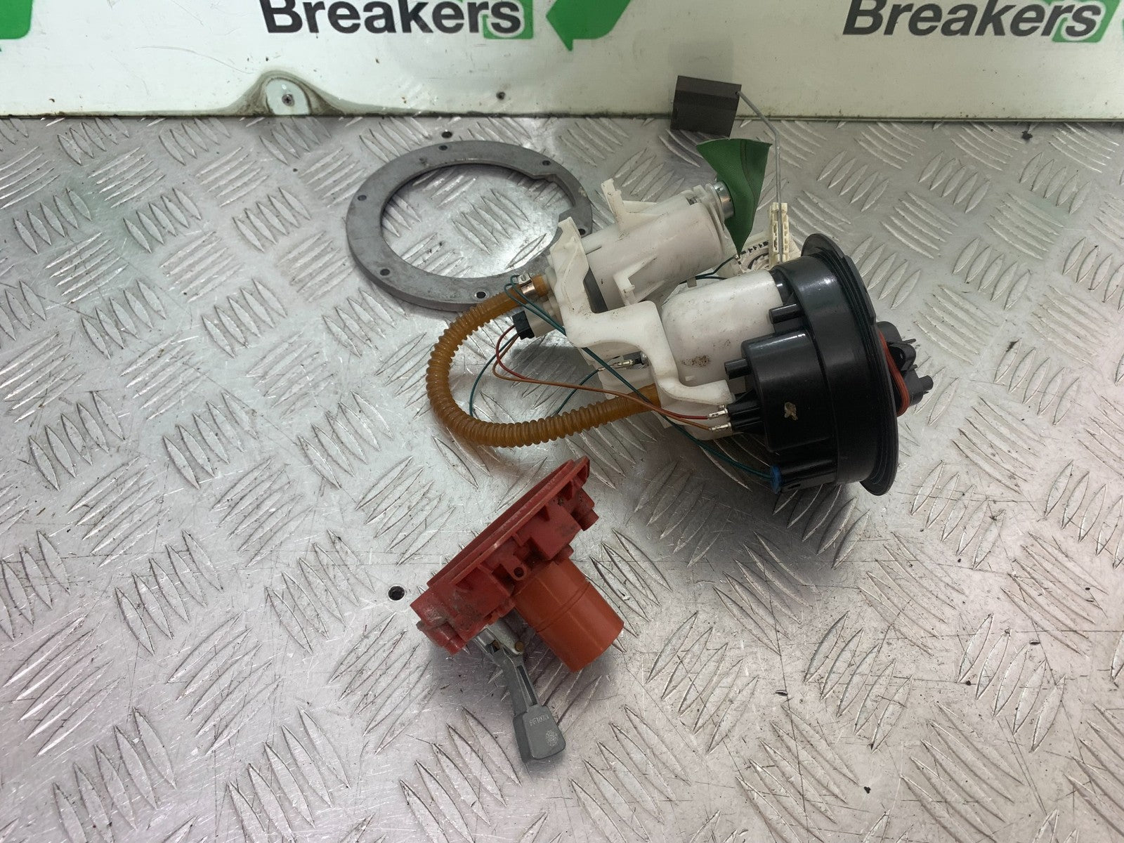 BMW S1000 RR PETROL PUMP  YEAR 2015-2018 (CMB1246)