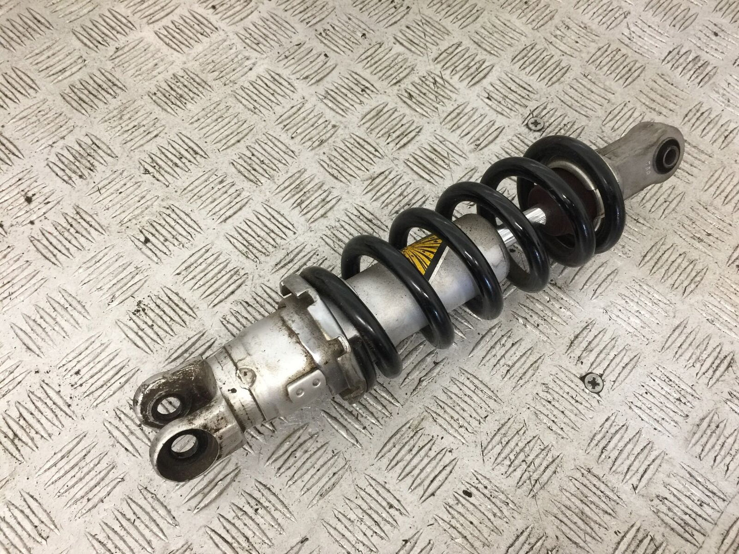 YAMAHA MT09 MT-09 REAR SHOCK   YEAR 2018 (STOCK 906)