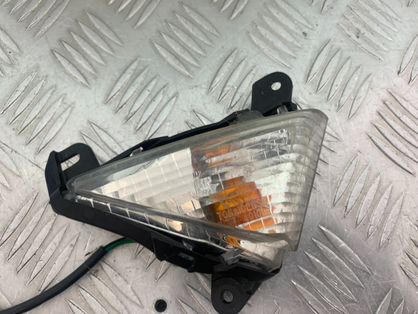 KAWASAKI ZX6R RIGHT FRONT INDICATOR  YEAR 2009-2012 (CMB1136)