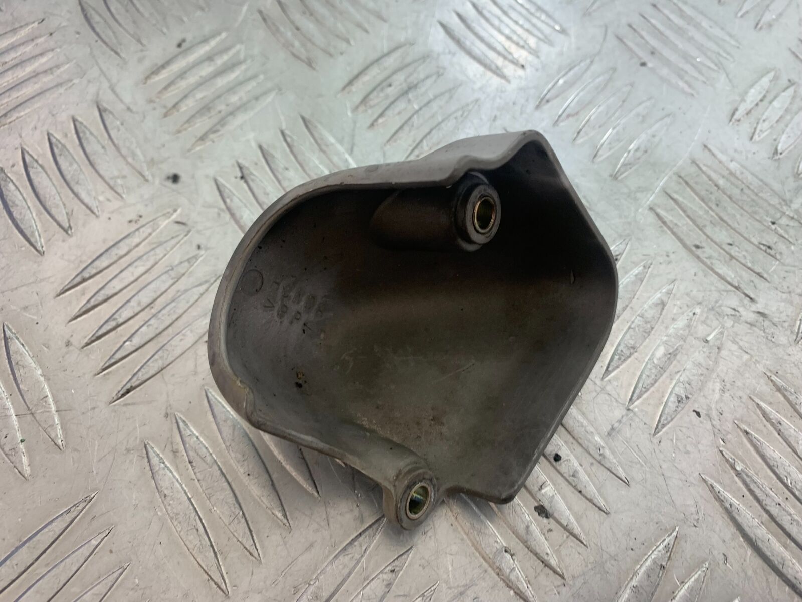 HONDA CB600 CB 600 HORNET WATER PIPE COVER   YEAR 1998 -2002 (CMB1126)