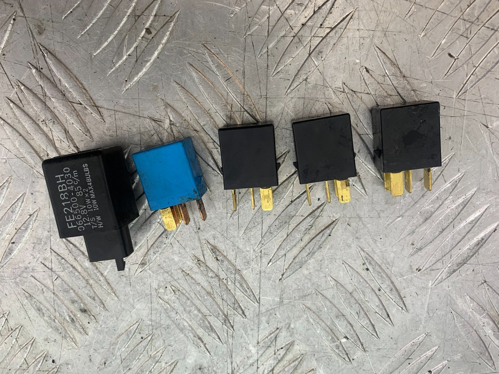 TRIUMPH 675 STREET TRIPLE R RELAYS YEAR 2013 - 2016 (CMB1221)