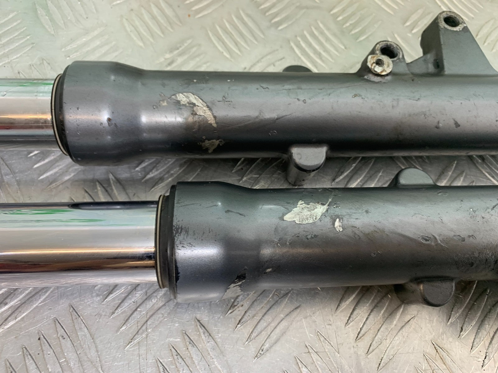 KAWASAKI ZZR1100 D FORKS  YEAR 1993-2001 (CMB1189)