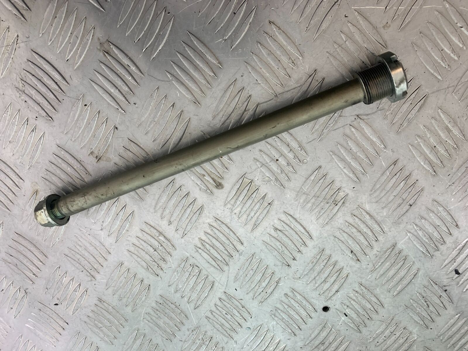 SUZUKI DL 650 V-STROM SWINGARM SPINDLE  YEAR 2020 (CMB1117)