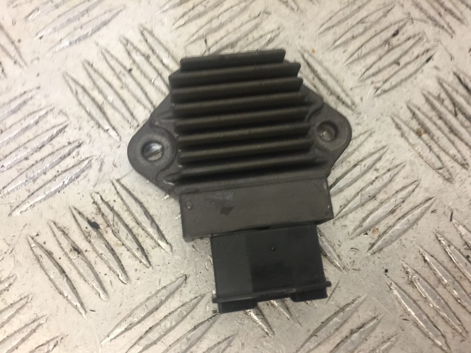 HONDA HONDA CBR400 RR REGULATOR  YEAR 1990-95(STOCK 624)