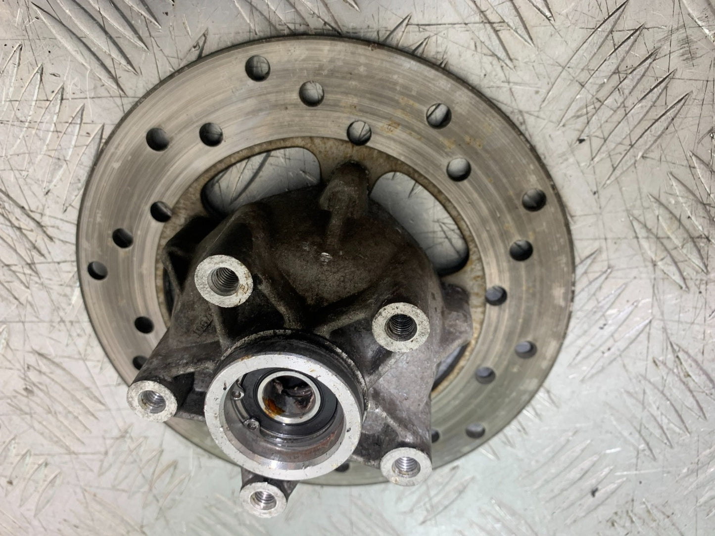 PIAGGIO VESPA LX50 LX S 50 FRONT DISC AND HUB YEAR 2007-2016 (CMB1290)