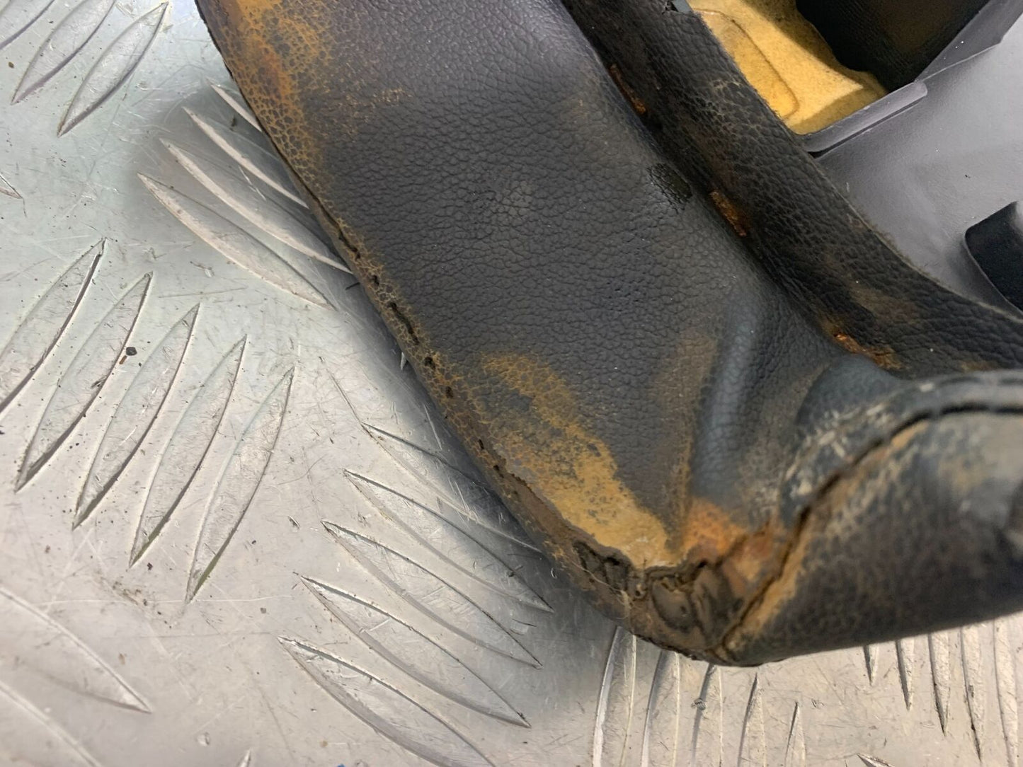 MUTT GT-SS 125 SEAT YEAR 2020- 2024 (CMB1085)