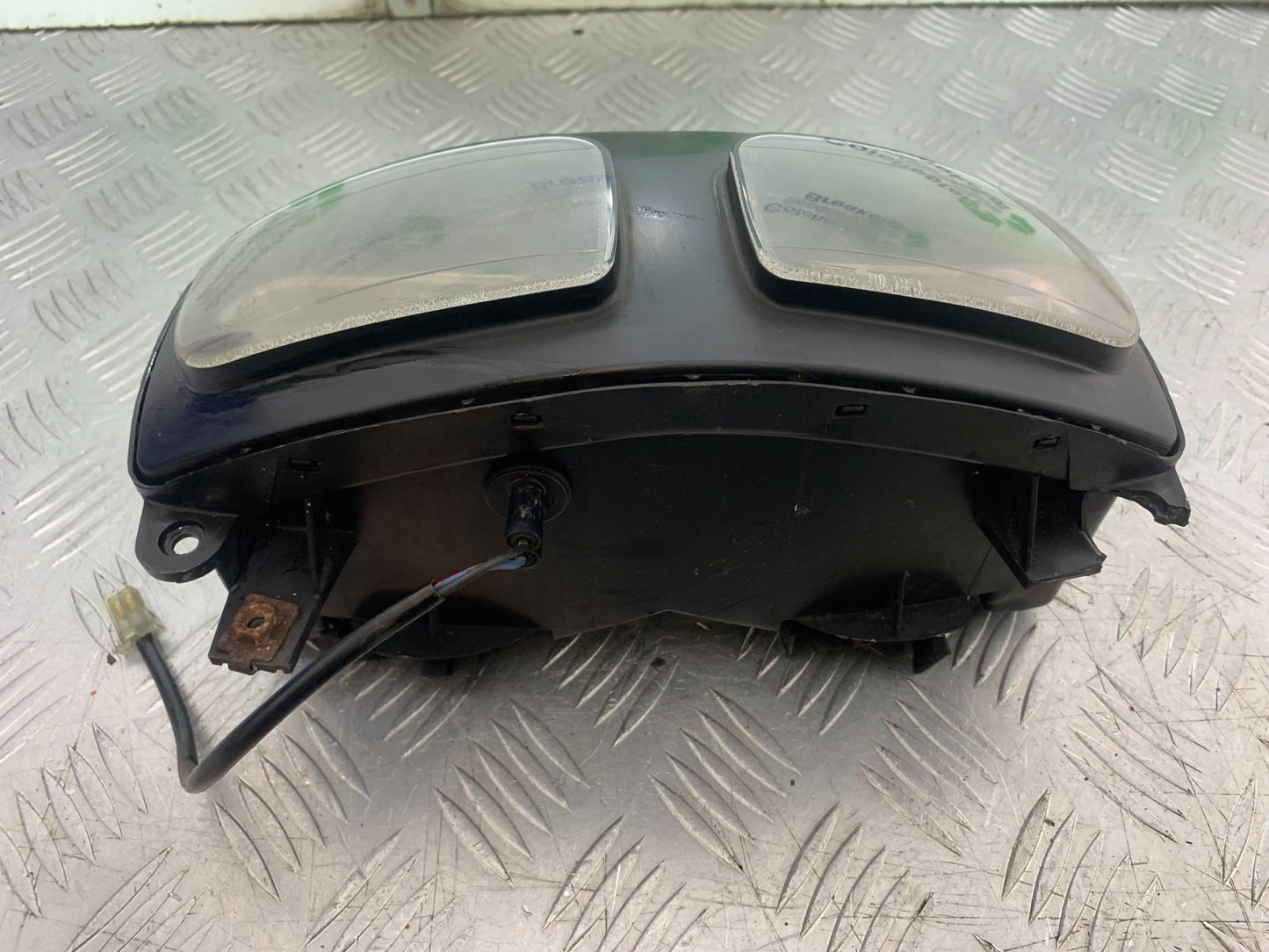YAMAHA FZS600 FAZER 600 HEADLIGHT YEAR 1998-2001 (CMB1267)