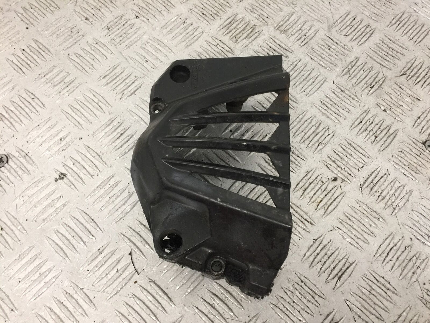 KAWASAKI NINJA 250 R EX250 SPROCKET COVER  YEAR 2008  (STOCK 879)