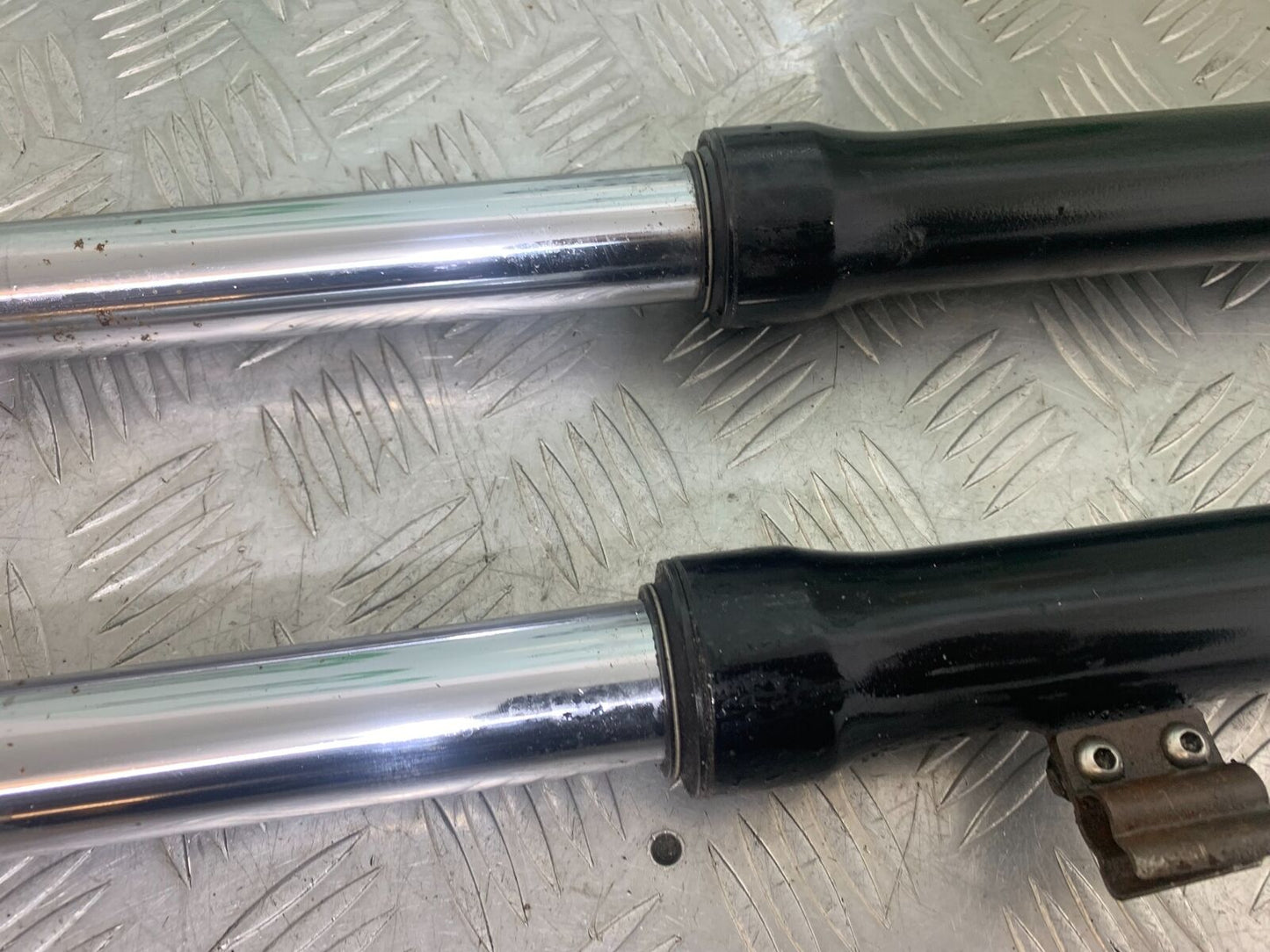 YAMAHA XT125 X XT 125 X FORKS  2005-2011 (CMB1097)