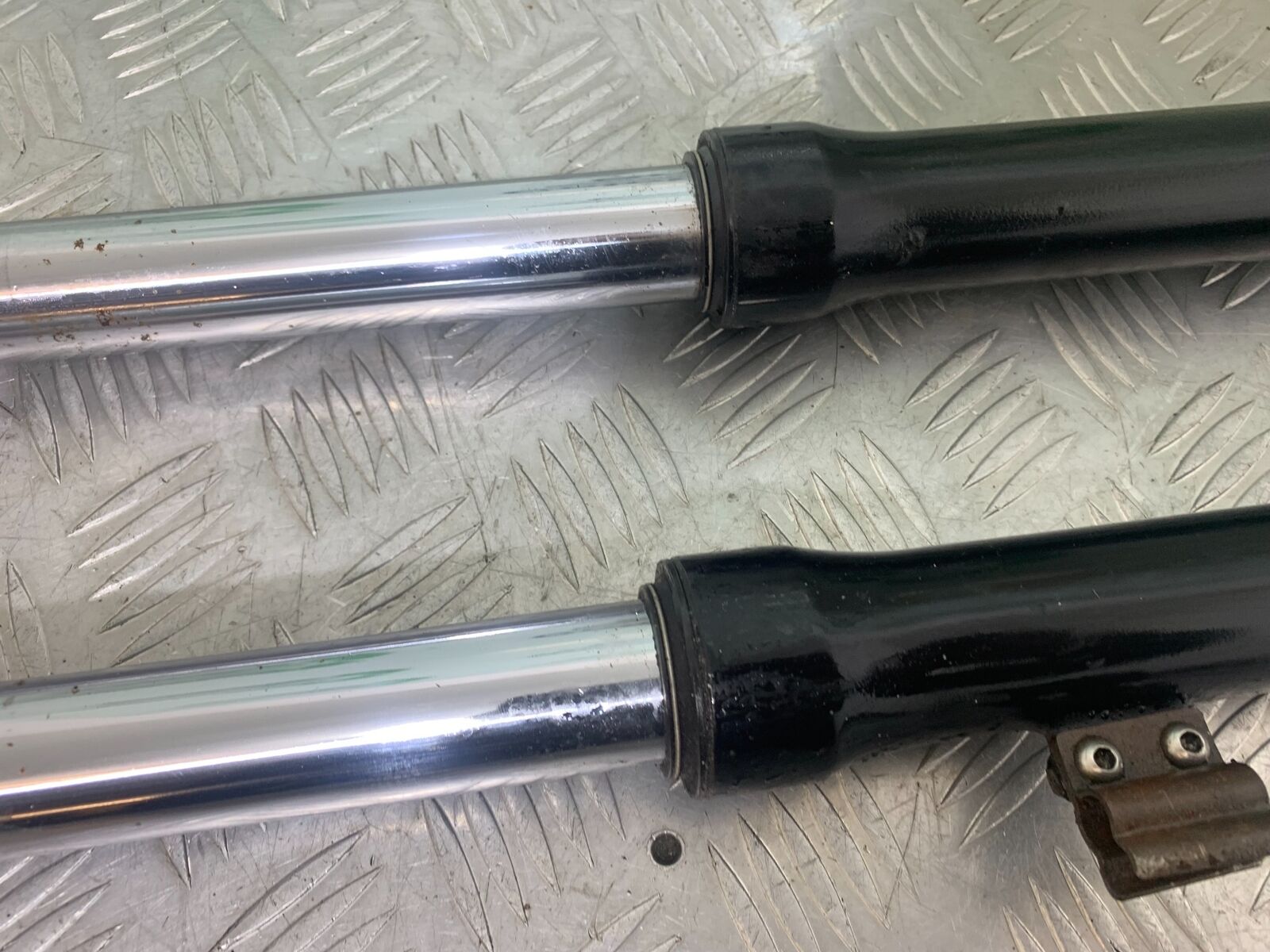 YAMAHA XT125 X XT 125 X FORKS  2005-2011 (CMB1097)