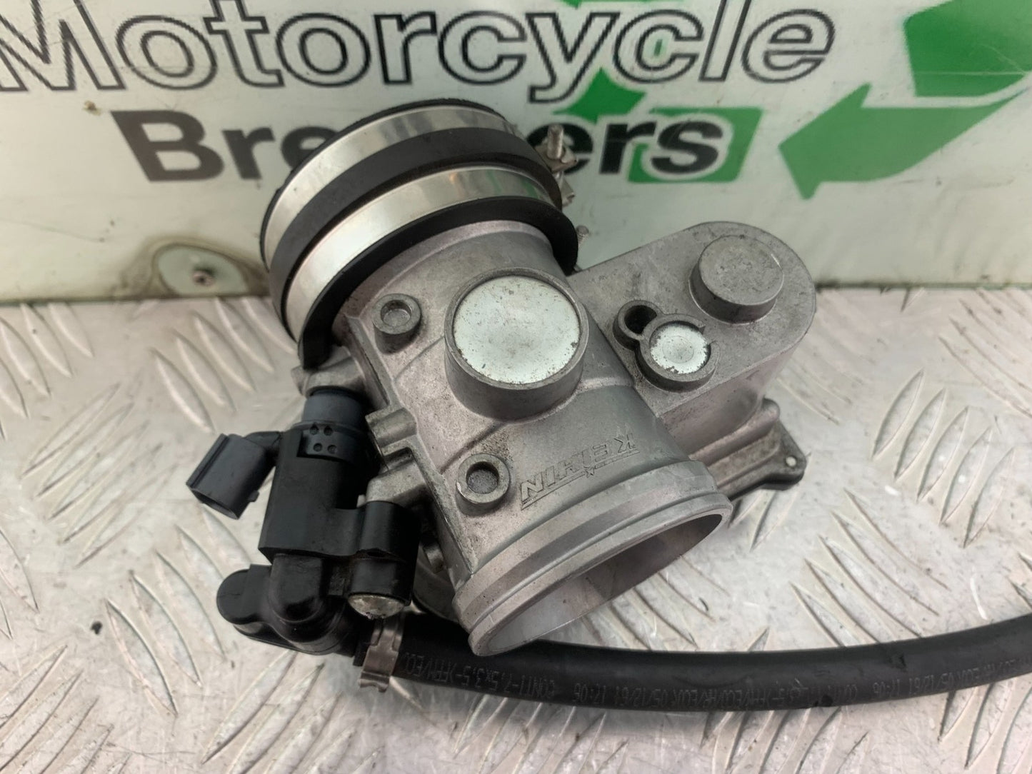KTM 690 DUKE R LC4 THROTTLE BODY YEAR 2012-2015  (CMB1180)