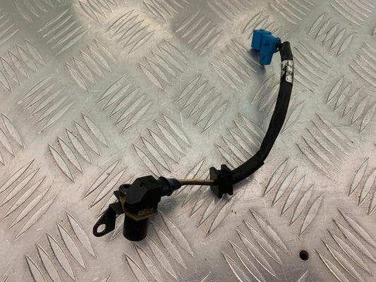 TRIUMPH 885 TIGER IGNITION PICK UP  YEAR 2000